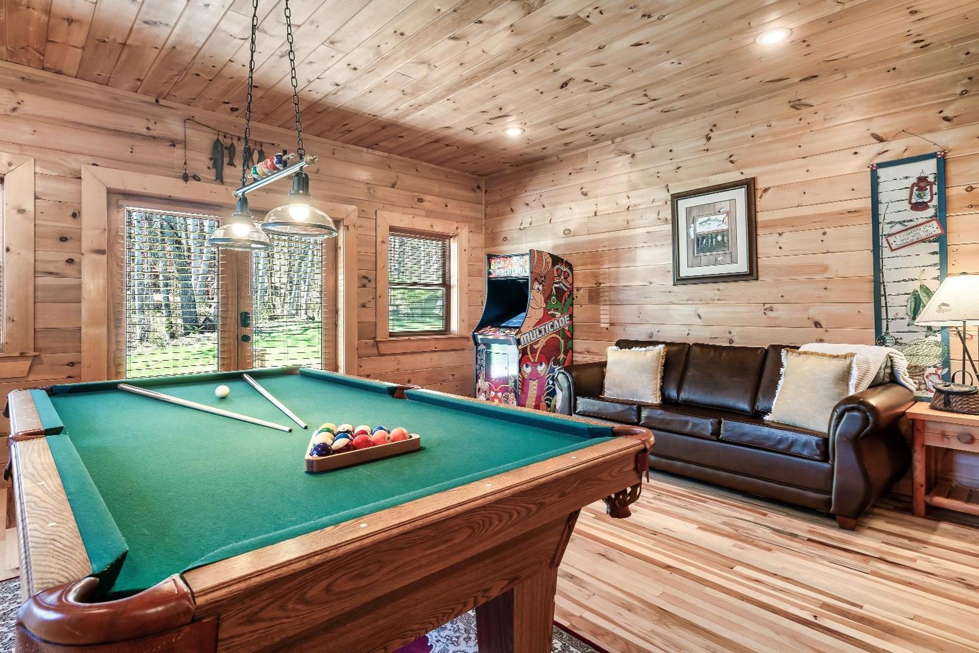Villa Spectacular Mtns Views With Private Hot Tub With Pool Table And Private Pond Sevierville Exterior foto
